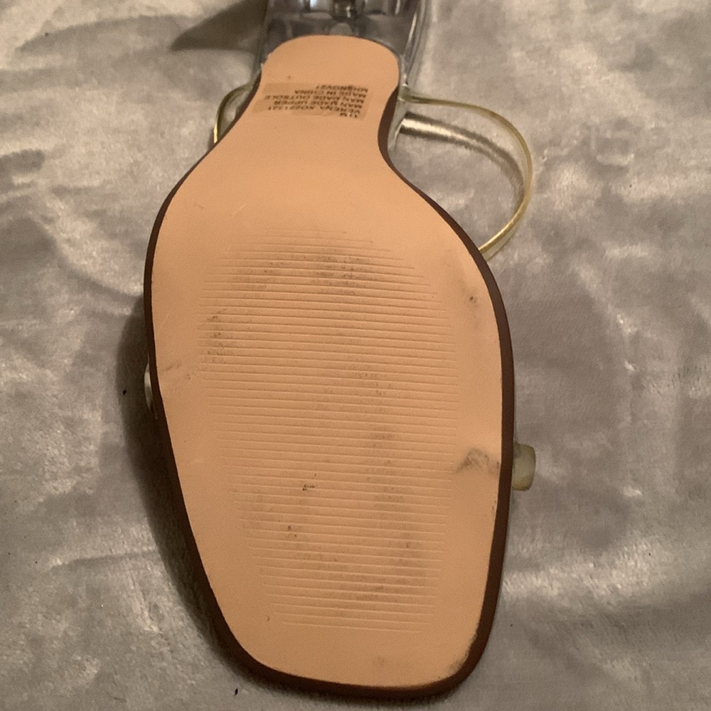 Sandals - Picture 4 of 4